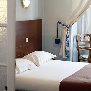 ** Отель Le Chatel Франция