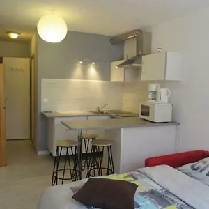 https://108-studio-confortable.hotels-rhonealpes.com