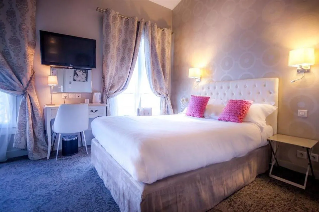 Hotel Ascot Opera Parigi 3*,